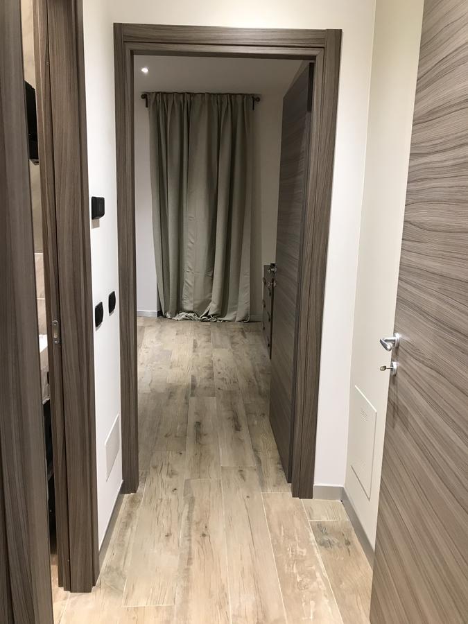 Sforza Apartment Near Duomo Милано Екстериор снимка